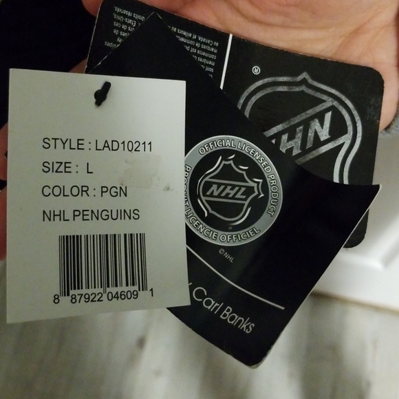 NWT Pittsburgh Penguins Windbreaker - Picture 5 of 5